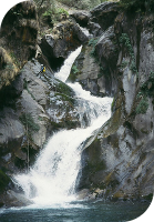 Descente de canyon au Népal